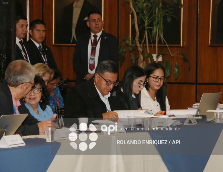 MARIO GODOY PRESENTA SU DEFENSA EN LA COM FISCALIZACION