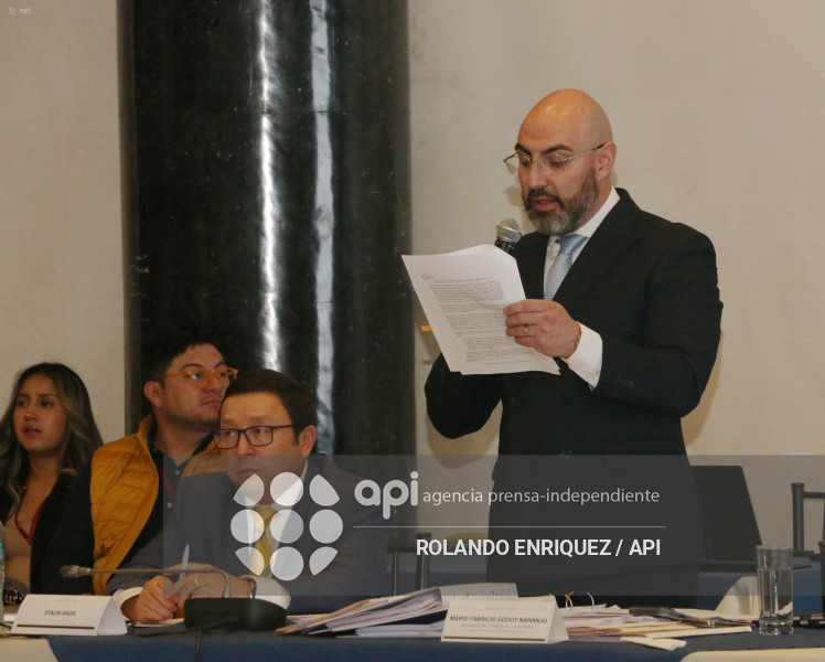 MARIO GODOY PRESENTA SU DEFENSA EN LA COM FISCALIZACION
