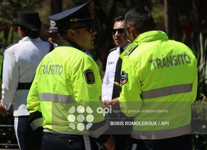 CUENCA-AGENTES TRANSITO