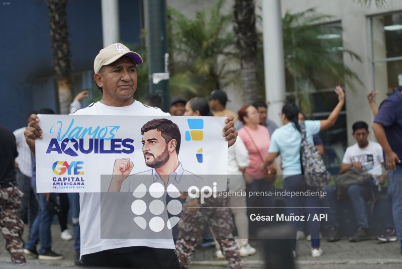 GYE-DETENCION AQUILES