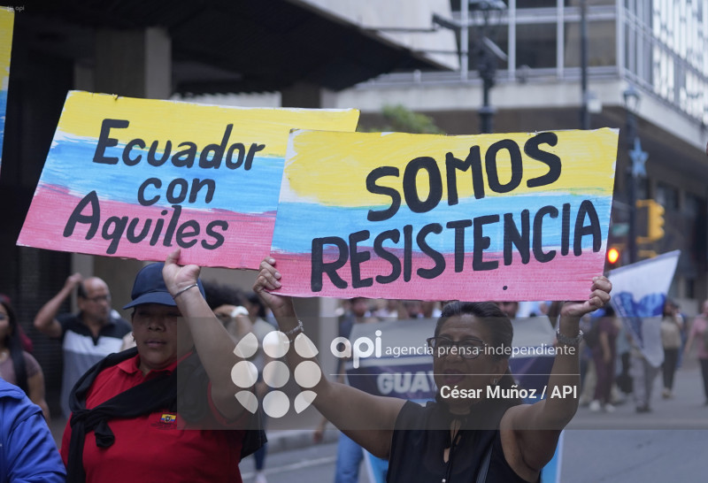 GYE-MARCHA APOYO AQUILES