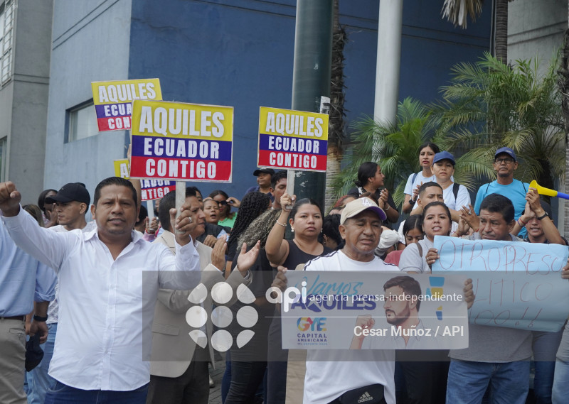 GYE-DETENCION AQUILES