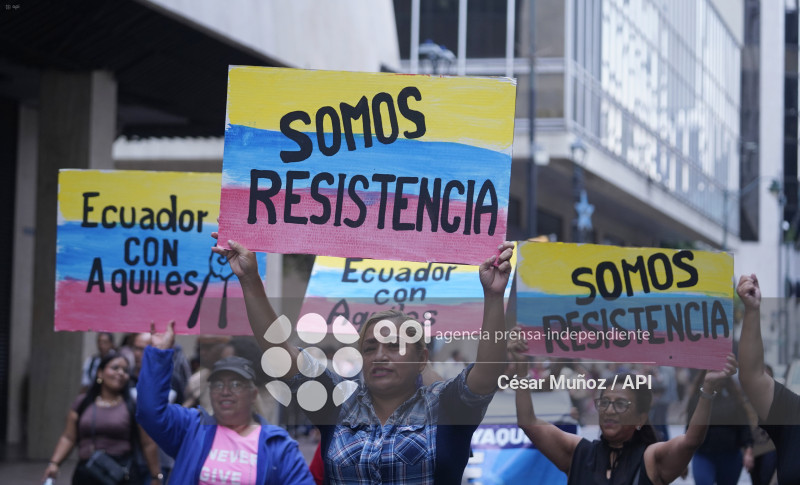 GYE-MARCHA APOYO AQUILES