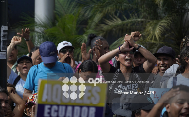 GYE-DETENCION AQUILES