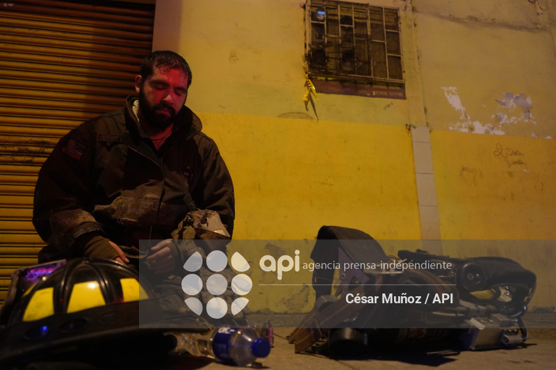 GYE-INCENDIO MULTICOMERCIO