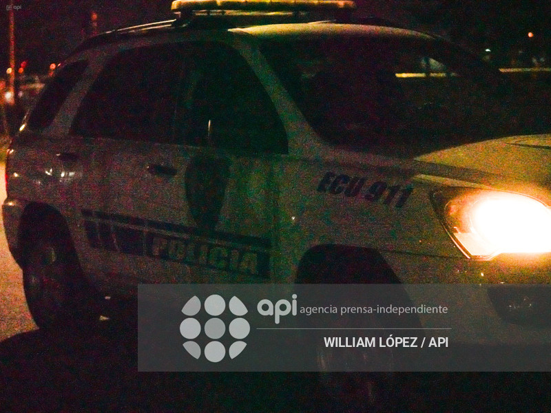 LLEGADA DE AQUILES ALVAREZ A CARCEL LATACUNGA