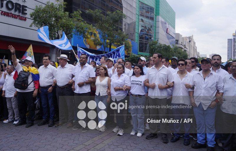 GYE-APOYO AQUILES ALVAREZ