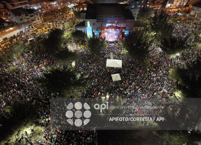 CUENCA-JUEVES DE COMPADRES Y COMADRES