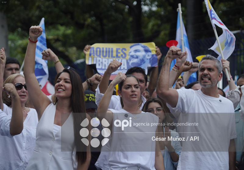 GYE-APOYO AQUILES ALVAREZ
