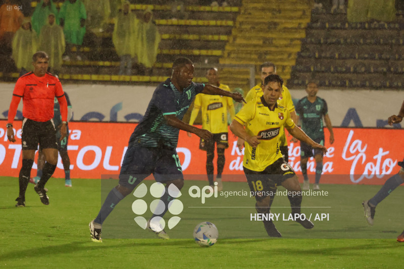 NOCHE AMARILLA QUITO