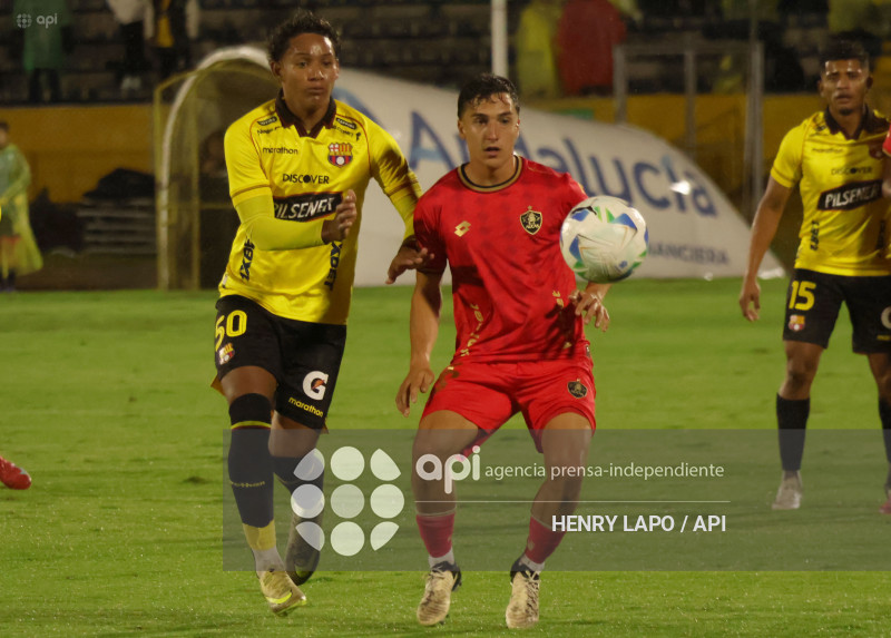 NOCHE AMARILLA QUITO