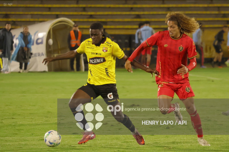 NOCHE AMARILLA QUITO