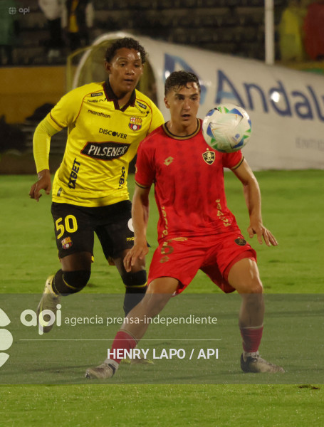 NOCHE AMARILLA QUITO