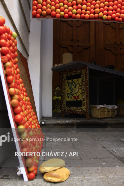 PREPARATIVOS FIESTA DE LAS FLORES Y LAS FRUTAS