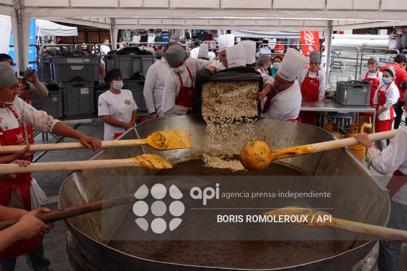 CUENCA-RECORD GUINNES-MOTE PATA MAS GRANDE DEL MUNDO