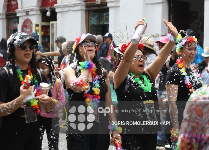 CUENCA-DESFILE CARNAVAL- LOS 4 RIOS DE CUENCA