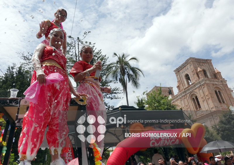 CUENCA-DESFILE CARNAVAL- LOS 4 RIOS DE CUENCA