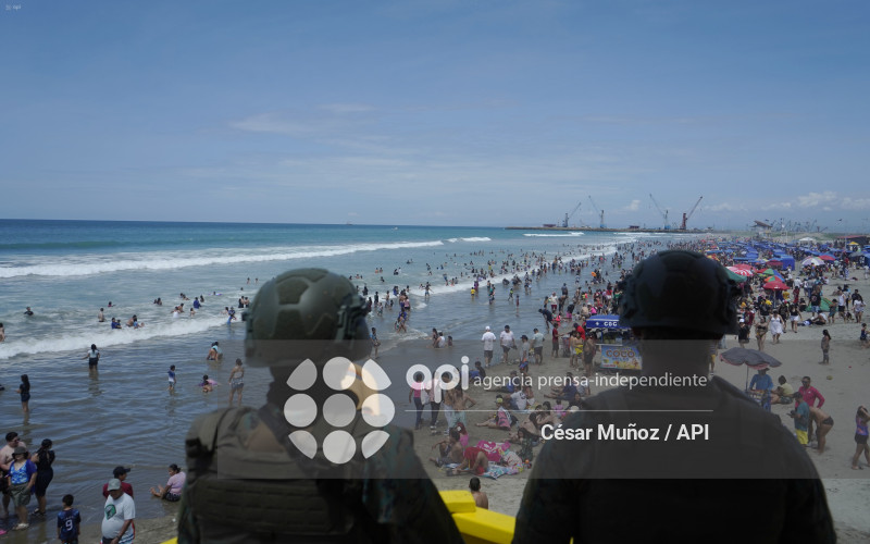 MANTA-SEGURIDAD PLAYAS