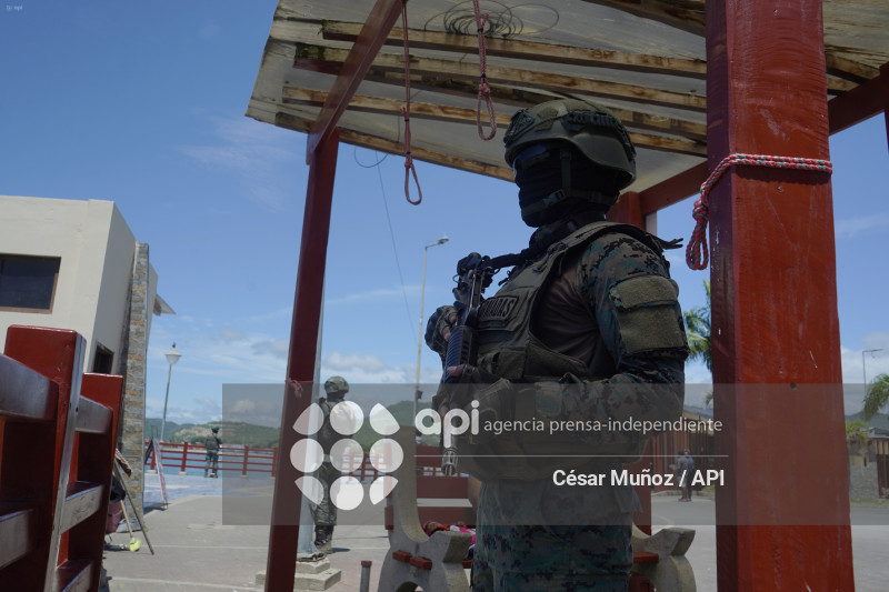 SEGURIDAD PUERTO LOPEZ