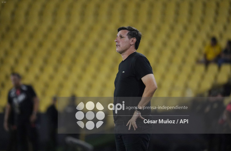 FBL-LIBERTADORES-BARCELONA-ARGENTINOS