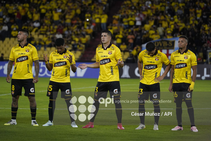 FBL-LIBERTADORES-BARCELONA-ARGENTINOS
