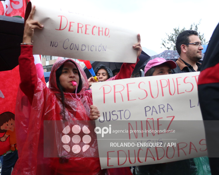 MARCHA CONTRA LEY REFORMATORIA COOTAD