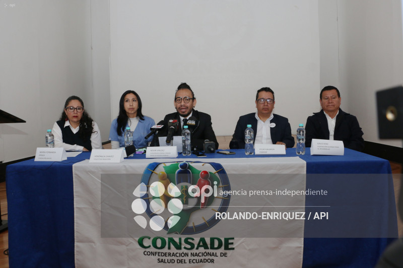 PROBLEMAS EN LA SALUD DEL ECUADOR