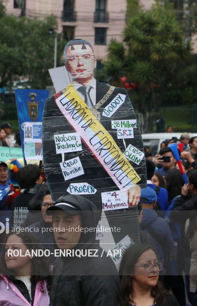 MARCHA CONTRA LEY REFORMATORIA COOTAD