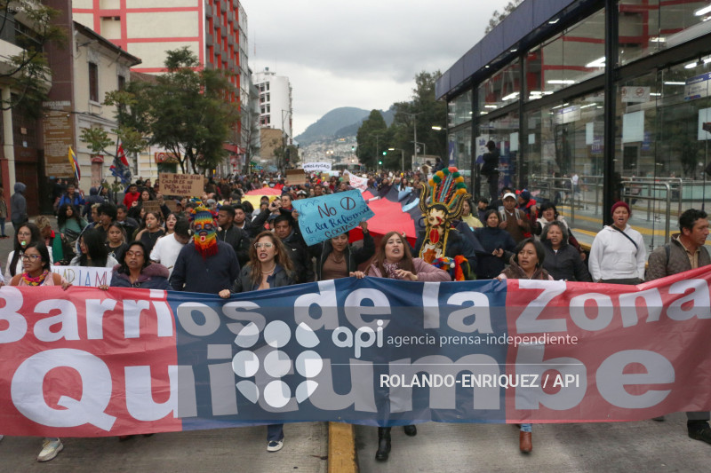 MARCHA CONTRA LEY REFORMATORIA COOTAD