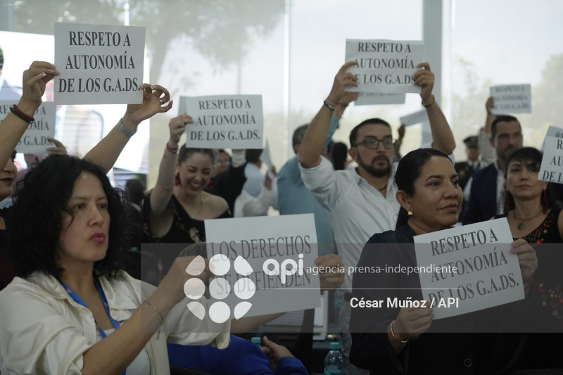 GYE-ASAMBLEA DEBATE GASTOS GAD