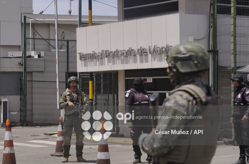 SEGURIDAD-PUERTO MANTA