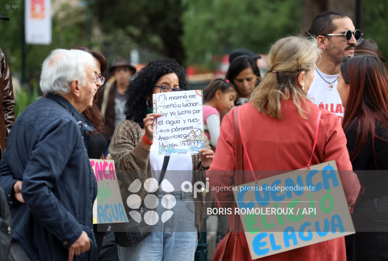 CUENCA-PLANTON POR ARCHIVO LEY DE MINERIA