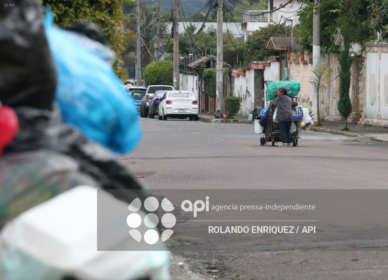 BASURA Y RECOLECCION QUITO