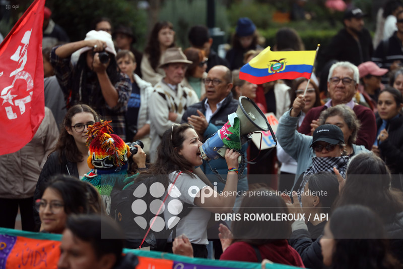 CUENCA-PLANTON POR ARCHIVO LEY DE MINERIA