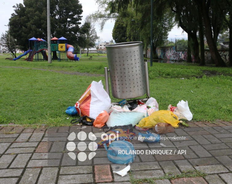 BASURA Y RECOLECCION QUITO