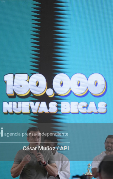 GYE-BECAS BECAUSE HE IS NICE