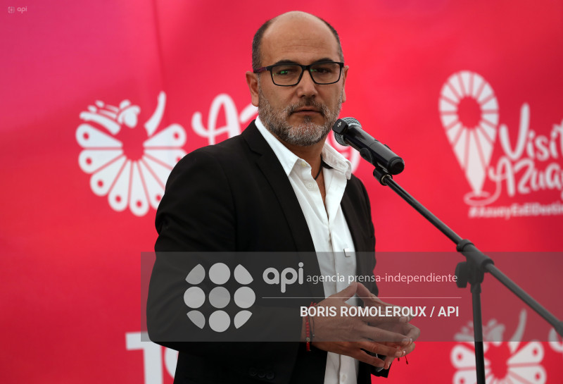 CUENCA-PREFECTO AZUAY-CRISTOBAL LLORET