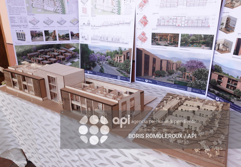 CUENCA-ENTREGA ANTEPROYECTO ACADEMICO-VIVIENDA-BAÑOS