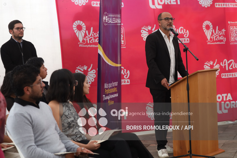 CUENCA-ENTREGA ANTEPROYECTO ACADEMICO-VIVIENDA-BAÑOS