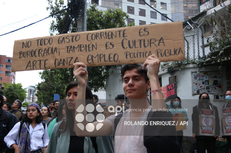 MARCHA CONTRA LEY MINERA
