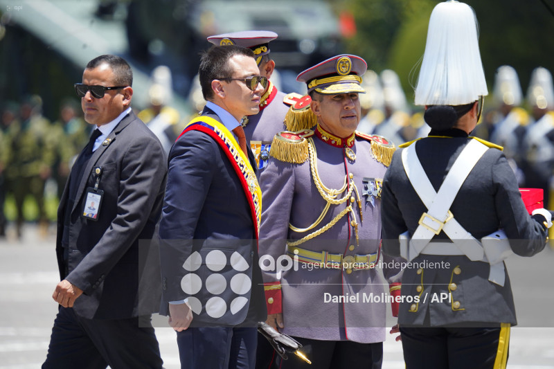 EJERCITO ECUATORIANO NOBOA GRAN CRUZ