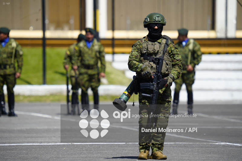 EJERCITO ECUATORIANO NOBOA GRAN CRUZ