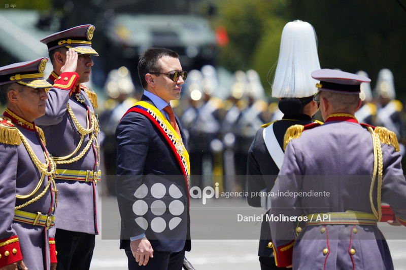 EJERCITO ECUATORIANO NOBOA GRAN CRUZ