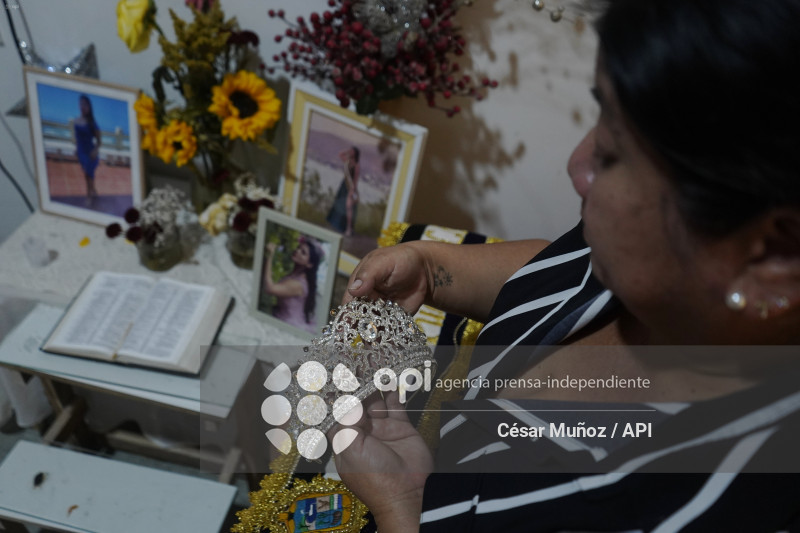 ALINA EXREINA DESAPARECIDA