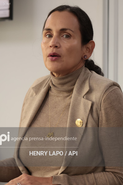 MIN AMBIENTE INES MANZANO