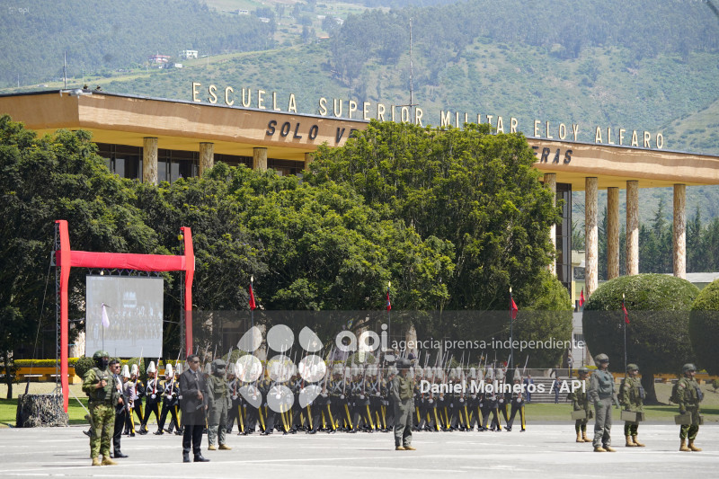 EJERCITO ECUATORIANO NOBOA GRAN CRUZ