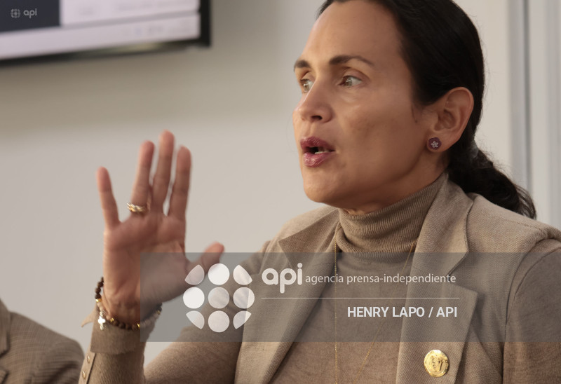 MIN AMBIENTE INES MANZANO