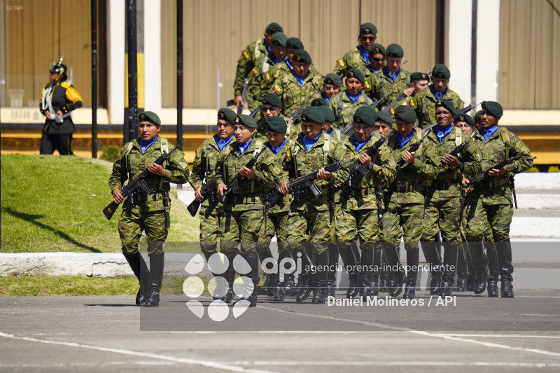 EJERCITO ECUATORIANO NOBOA GRAN CRUZ