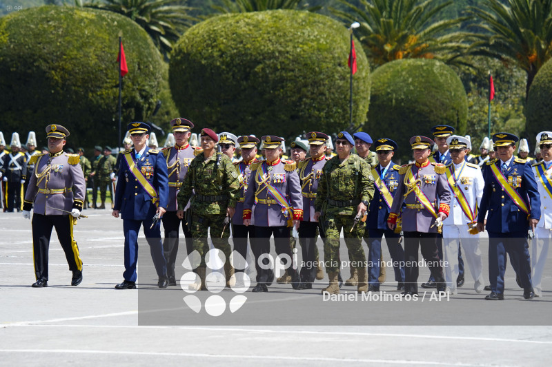 EJERCITO ECUATORIANO NOBOA GRAN CRUZ