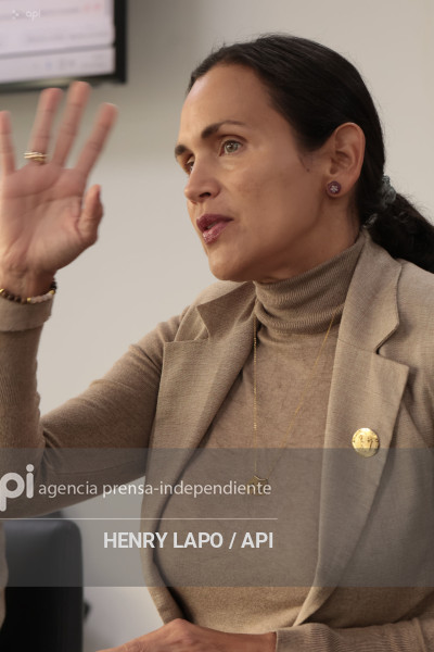 MIN AMBIENTE INES MANZANO